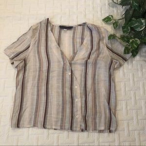 LAST CHANCE Striped Button-Up Shirt - L